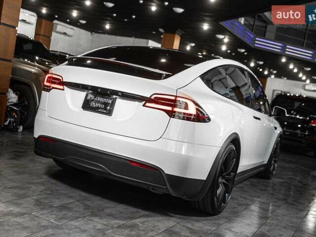 Білий Тесла Модель Х, об'ємом двигуна 0 л та пробігом 25 тис. км за 55900 $, фото 65 на Automoto.ua