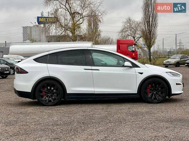Белый Тесла Модель Х, объемом двигателя 0 л и пробегом 31 тыс. км за 68000 $, фото 4 на Automoto.ua