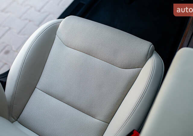 Білий Тесла Модель Х, об'ємом двигуна 0 л та пробігом 54 тис. км за 69000 $, фото 69 на Automoto.ua