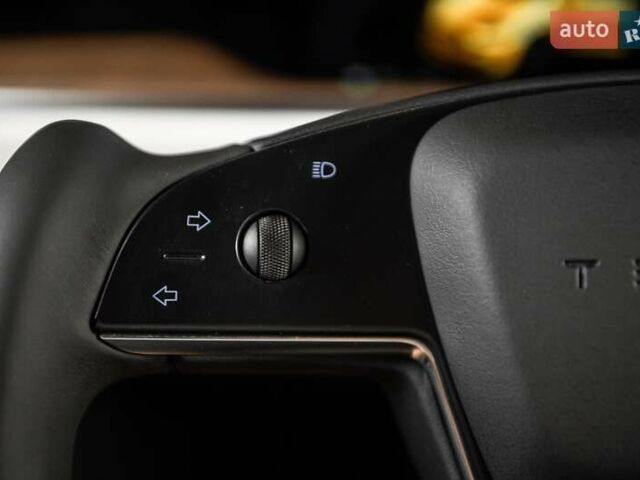 Білий Тесла Модель Х, об'ємом двигуна 0 л та пробігом 25 тис. км за 55900 $, фото 53 на Automoto.ua