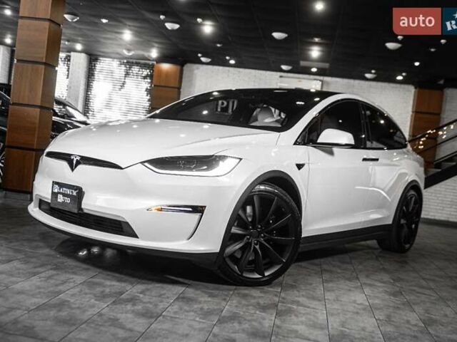 Білий Тесла Модель Х, об'ємом двигуна 0 л та пробігом 25 тис. км за 55900 $, фото 23 на Automoto.ua