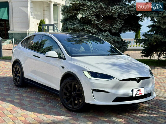 Білий Тесла Модель Х, об'ємом двигуна 0 л та пробігом 50 тис. км за 51500 $, фото 5 на Automoto.ua
