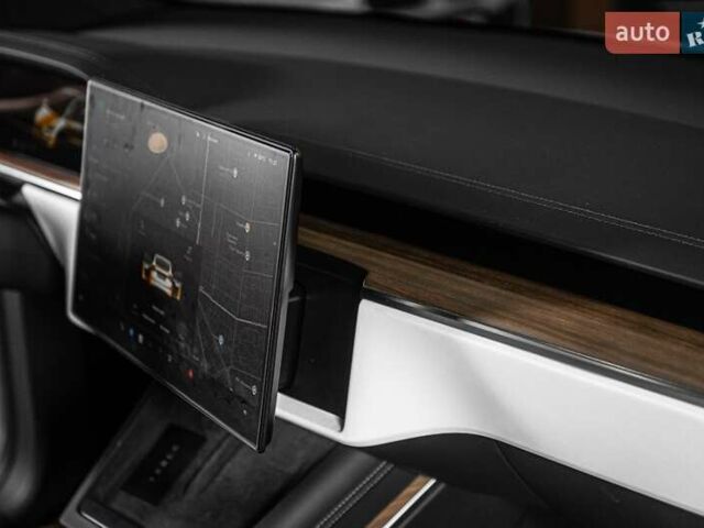 Білий Тесла Модель Х, об'ємом двигуна 0 л та пробігом 25 тис. км за 55900 $, фото 52 на Automoto.ua