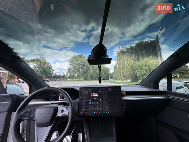 Белый Тесла Модель Х, объемом двигателя 0 л и пробегом 40 тыс. км за 67800 $, фото 12 на Automoto.ua