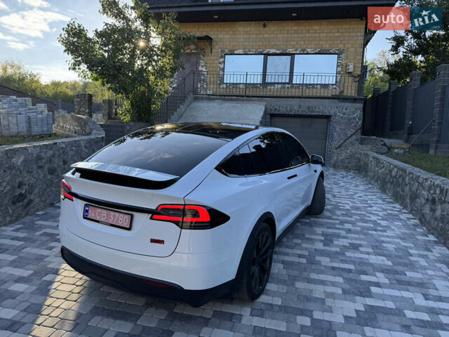 Белый Тесла Модель Х, объемом двигателя 0 л и пробегом 64 тыс. км за 57000 $, фото 8 на Automoto.ua