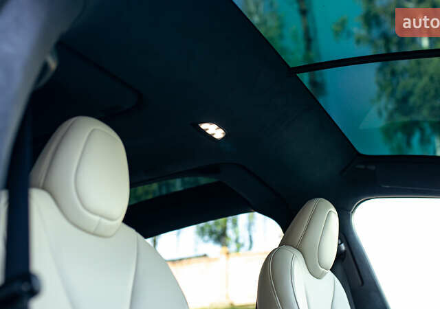 Білий Тесла Модель Х, об'ємом двигуна 0 л та пробігом 54 тис. км за 69000 $, фото 81 на Automoto.ua