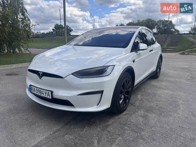 Белый Тесла Модель Х, объемом двигателя 0 л и пробегом 40 тыс. км за 68300 $, фото 1 на Automoto.ua