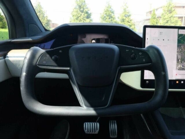 Тесла Модель Х 2023 в Киеве на Automoto.ua Белый Тесла Модель Х, объемом двигателя 0 л и пробегом 25 тыс. км за 23000 $, фото 5 на Automoto.ua