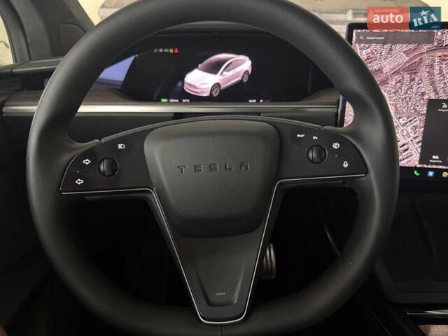 Белый Тесла Модель Х, объемом двигателя 0 л и пробегом 40 тыс. км за 67800 $, фото 16 на Automoto.ua