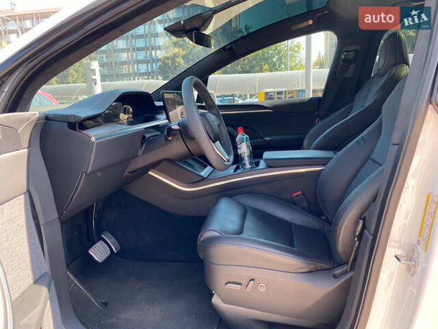Білий Тесла Модель Х, об'ємом двигуна 0 л та пробігом 45 тис. км за 51900 $, фото 9 на Automoto.ua