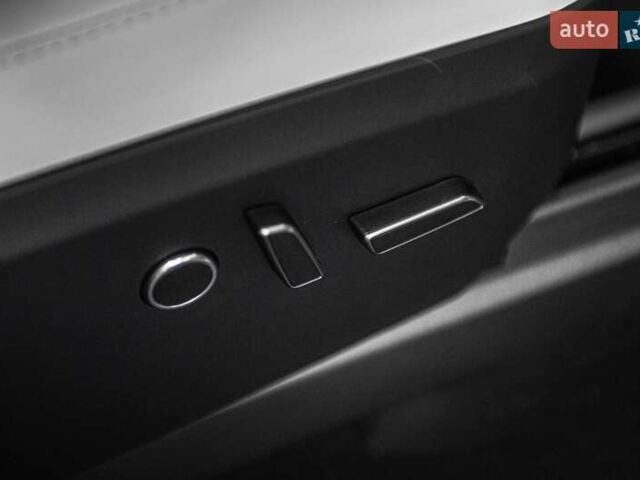 Білий Тесла Модель Х, об'ємом двигуна 0 л та пробігом 25 тис. км за 55900 $, фото 62 на Automoto.ua