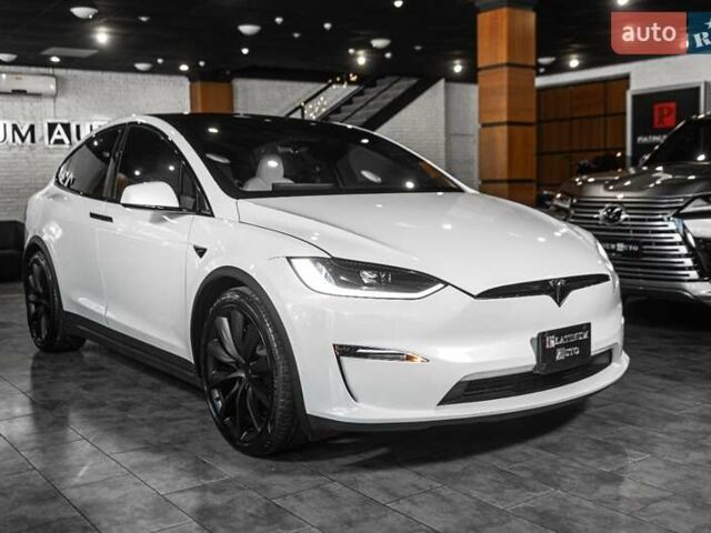 Білий Тесла Модель Х, об'ємом двигуна 0 л та пробігом 25 тис. км за 55900 $, фото 77 на Automoto.ua