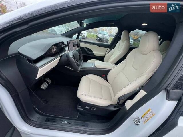 Белый Тесла Модель Х, объемом двигателя 0 л и пробегом 31 тыс. км за 68000 $, фото 37 на Automoto.ua