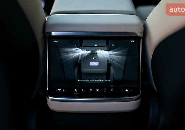 Білий Тесла Модель Х, об'ємом двигуна 0 л та пробігом 54 тис. км за 69000 $, фото 60 на Automoto.ua