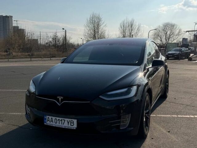 Черный Тесла Модель Х, объемом двигателя 0 л и пробегом 84 тыс. км за 19850 $, фото 1 на Automoto.ua