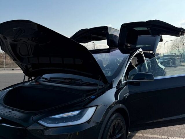 Черный Тесла Модель Х, объемом двигателя 0 л и пробегом 84 тыс. км за 19850 $, фото 21 на Automoto.ua