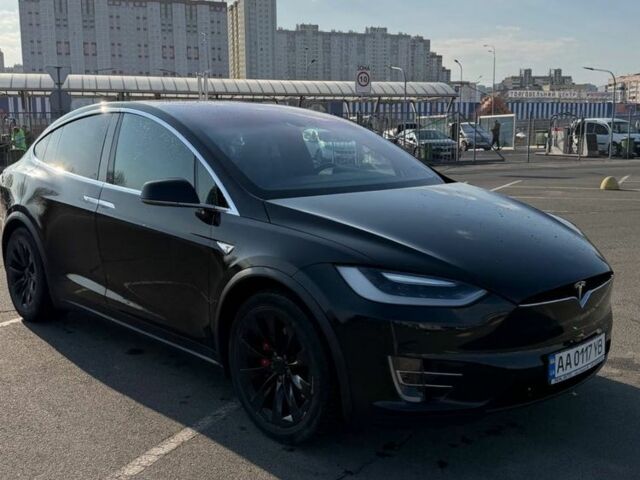 Черный Тесла Модель Х, объемом двигателя 0 л и пробегом 84 тыс. км за 19850 $, фото 4 на Automoto.ua
