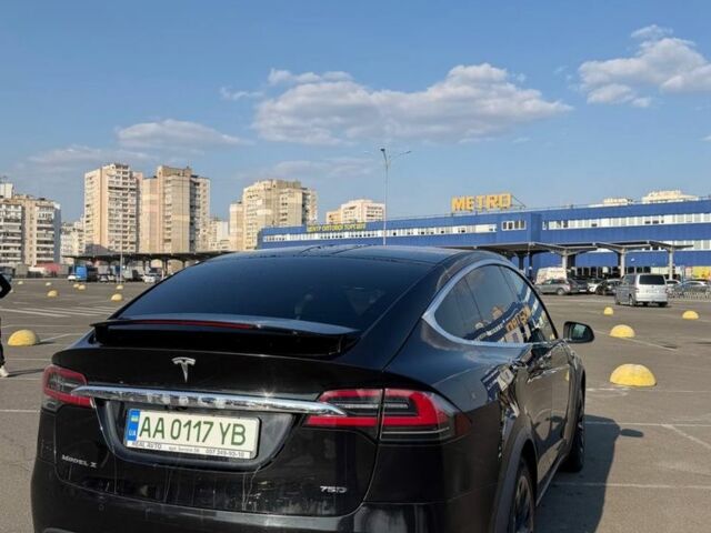 Черный Тесла Модель Х, объемом двигателя 0 л и пробегом 84 тыс. км за 19850 $, фото 7 на Automoto.ua