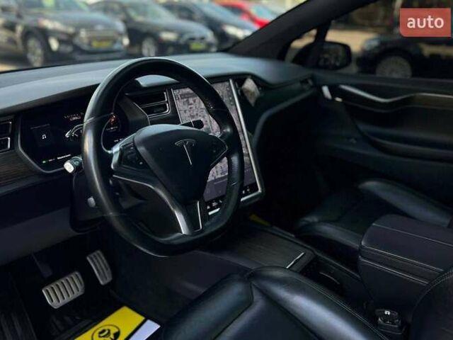 Черный Тесла Модель Х, объемом двигателя 0 л и пробегом 158 тыс. км за 23900 $, фото 11 на Automoto.ua