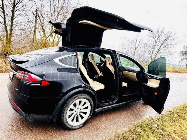 Черный Тесла Модель Х, объемом двигателя 0 л и пробегом 97 тыс. км за 16000 $, фото 9 на Automoto.ua