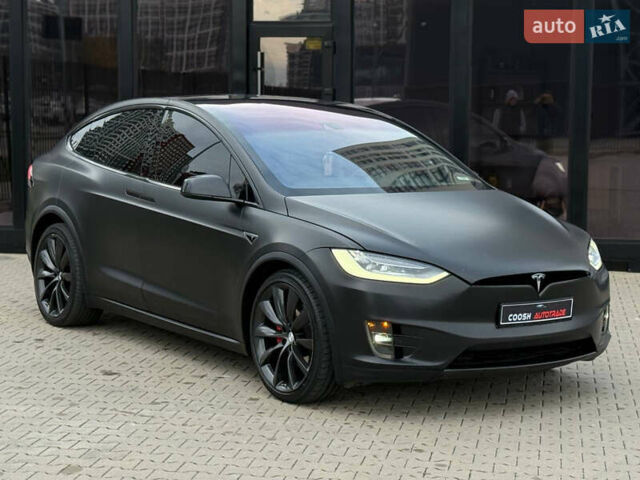Черный Тесла Модель Х, объемом двигателя 0 л и пробегом 170 тыс. км за 19999 $, фото 1 на Automoto.ua