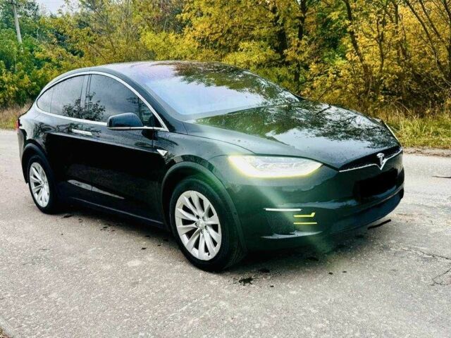 Черный Тесла Модель Х, объемом двигателя 0 л и пробегом 97 тыс. км за 16000 $, фото 3 на Automoto.ua