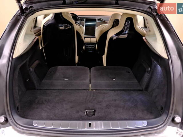 Чорний Тесла Модель Х, об'ємом двигуна 0 л та пробігом 132 тис. км за 19900 $, фото 50 на Automoto.ua