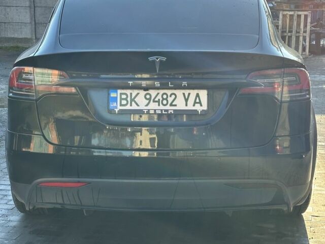 Черный Тесла Модель Х, объемом двигателя 0 л и пробегом 172 тыс. км за 17500 $, фото 5 на Automoto.ua