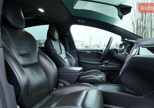 Чорний Тесла Модель Х, об'ємом двигуна 0 л та пробігом 115 тис. км за 30990 $, фото 20 на Automoto.ua