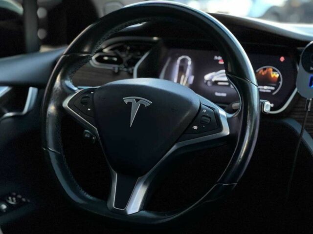 Черный Тесла Модель Х, объемом двигателя 0 л и пробегом 157 тыс. км за 29800 $, фото 12 на Automoto.ua