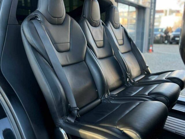 Черный Тесла Модель Х, объемом двигателя 0 л и пробегом 157 тыс. км за 29800 $, фото 23 на Automoto.ua