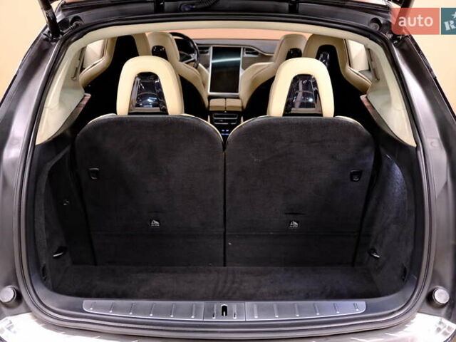 Чорний Тесла Модель Х, об'ємом двигуна 0 л та пробігом 132 тис. км за 19900 $, фото 49 на Automoto.ua