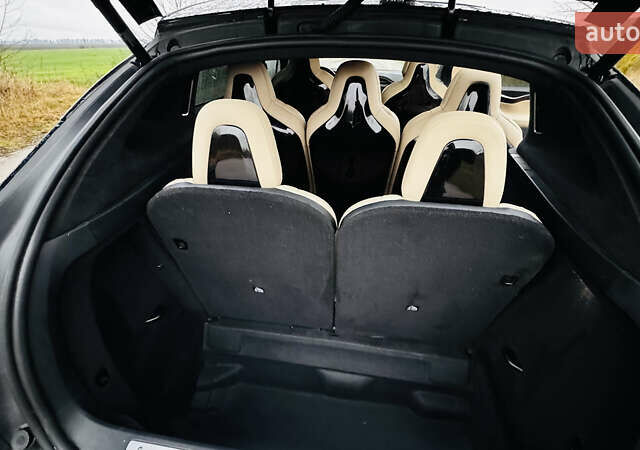 Черный Тесла Модель Х, объемом двигателя 0 л и пробегом 95 тыс. км за 16500 $, фото 12 на Automoto.ua