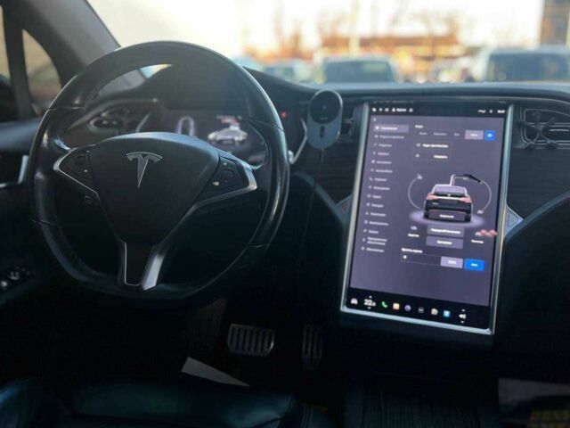 Черный Тесла Модель Х, объемом двигателя 0 л и пробегом 157 тыс. км за 29800 $, фото 16 на Automoto.ua