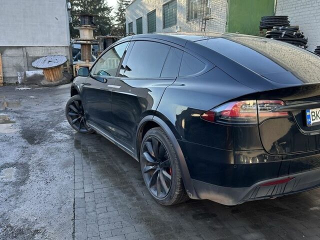 Черный Тесла Модель Х, объемом двигателя 0 л и пробегом 172 тыс. км за 17500 $, фото 4 на Automoto.ua