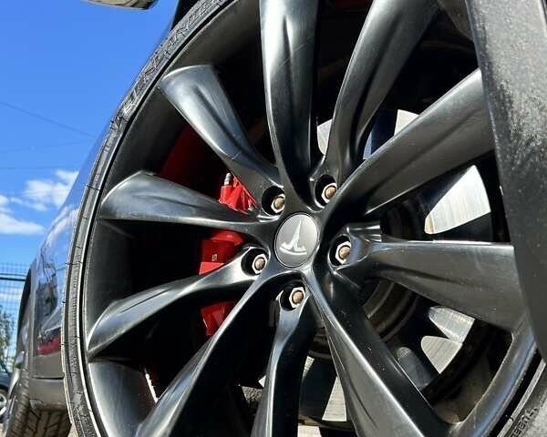 Тесла Модель Х 2016 в Сумах на Automoto.ua Черный Тесла Модель Х, объемом двигателя 0 л и пробегом 79 тыс. км за 25000 $, фото 6 на Automoto.ua
