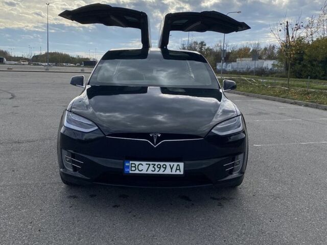 Черный Тесла Модель Х, объемом двигателя 0 л и пробегом 117 тыс. км за 24999 $, фото 2 на Automoto.ua