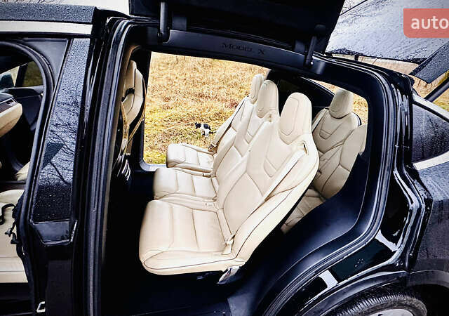 Черный Тесла Модель Х, объемом двигателя 0 л и пробегом 95 тыс. км за 16500 $, фото 11 на Automoto.ua