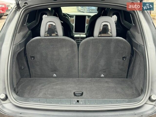 Чорний Тесла Модель Х, об'ємом двигуна 0 л та пробігом 163 тис. км за 19990 $, фото 34 на Automoto.ua