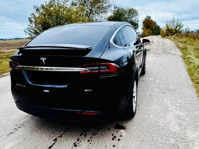 Черный Тесла Модель Х, объемом двигателя 0 л и пробегом 97 тыс. км за 16000 $, фото 2 на Automoto.ua