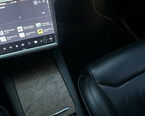 Черный Тесла Модель Х, объемом двигателя 0 л и пробегом 175 тыс. км за 19700 $, фото 18 на Automoto.ua