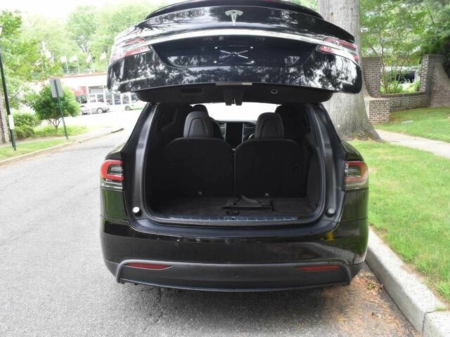 Черный Тесла Модель Х, объемом двигателя 0 л и пробегом 50 тыс. км за 32000 $, фото 15 на Automoto.ua