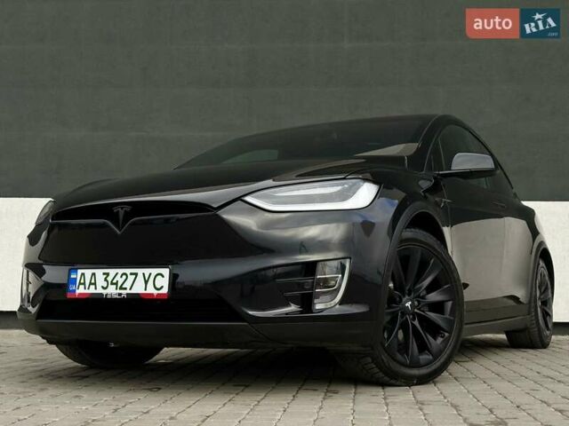 Черный Тесла Модель Х, объемом двигателя 0 л и пробегом 98 тыс. км за 32999 $, фото 30 на Automoto.ua