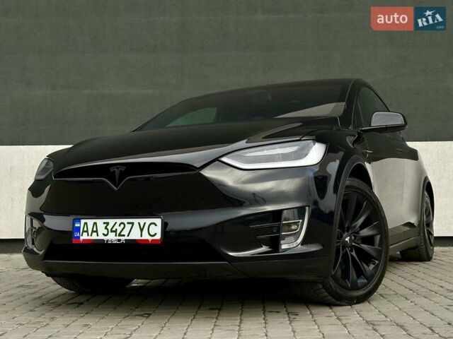 Черный Тесла Модель Х, объемом двигателя 0 л и пробегом 98 тыс. км за 32999 $, фото 29 на Automoto.ua