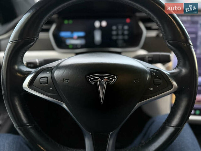 Черный Тесла Модель Х, объемом двигателя 0 л и пробегом 112 тыс. км за 37700 $, фото 73 на Automoto.ua
