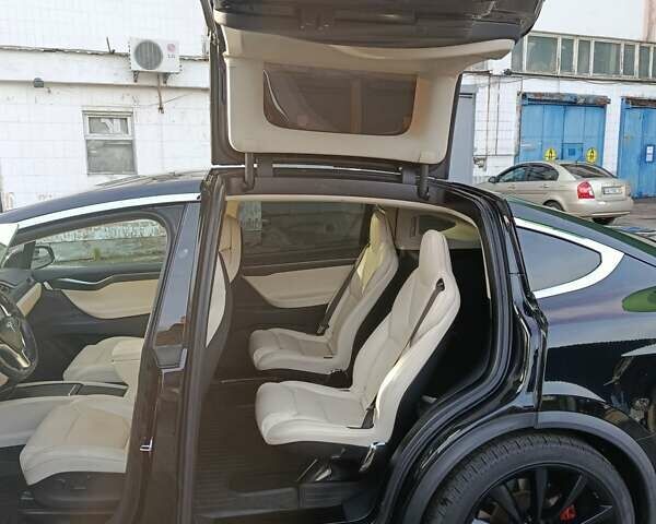 Чорний Тесла Модель Х, об'ємом двигуна 0 л та пробігом 113 тис. км за 28500 $, фото 10 на Automoto.ua