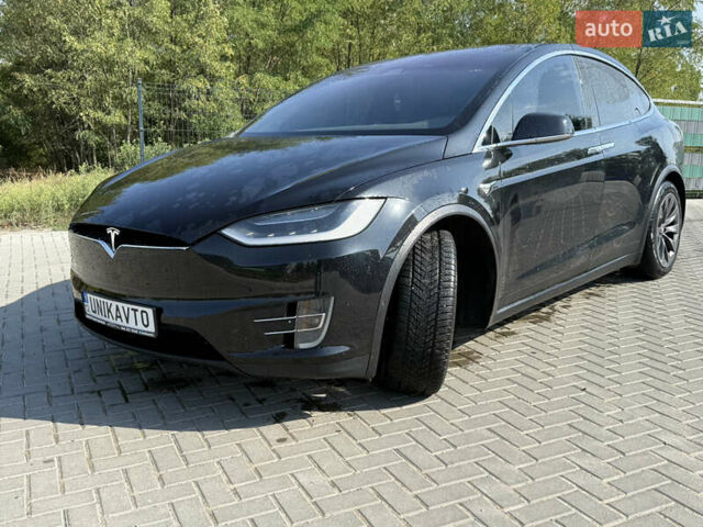 Черный Тесла Модель Х, объемом двигателя 0 л и пробегом 157 тыс. км за 25500 $, фото 4 на Automoto.ua