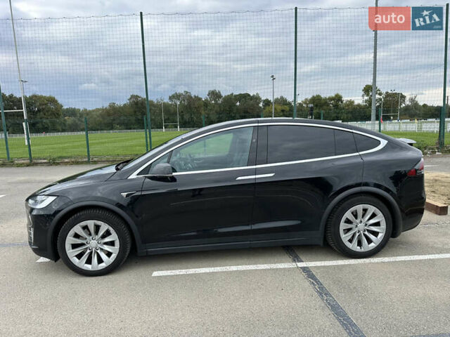 Черный Тесла Модель Х, объемом двигателя 0 л и пробегом 219 тыс. км за 24900 $, фото 2 на Automoto.ua