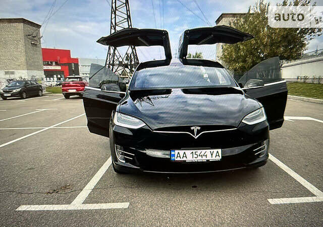 Чорний Тесла Модель Х, об'ємом двигуна 0 л та пробігом 140 тис. км за 41500 $, фото 5 на Automoto.ua