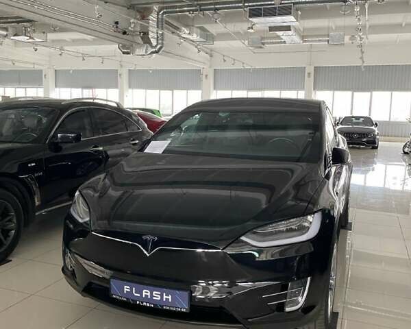 Черный Тесла Модель Х, объемом двигателя 0 л и пробегом 158 тыс. км за 30000 $, фото 10 на Automoto.ua